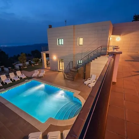 Aurore, 12 Persons, Large Salt-water Pool, Air Conditioning Villa