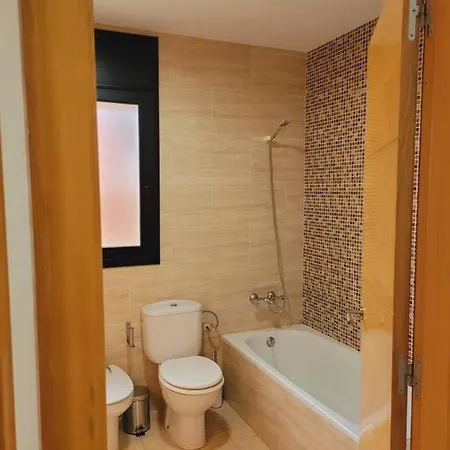 Villa Aurore, 12 Persons, Large Salt-water Pool, Air Conditioning Lloret de Mar