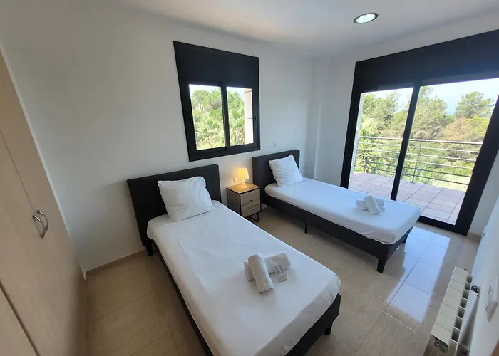 Villa Aurore, 12 Persons, Large Salt-water Pool, Air Conditioning *